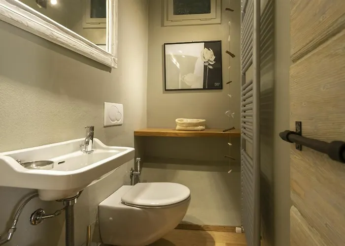 Appartement Ca Sbrisiga In By Halldis Moltrasio