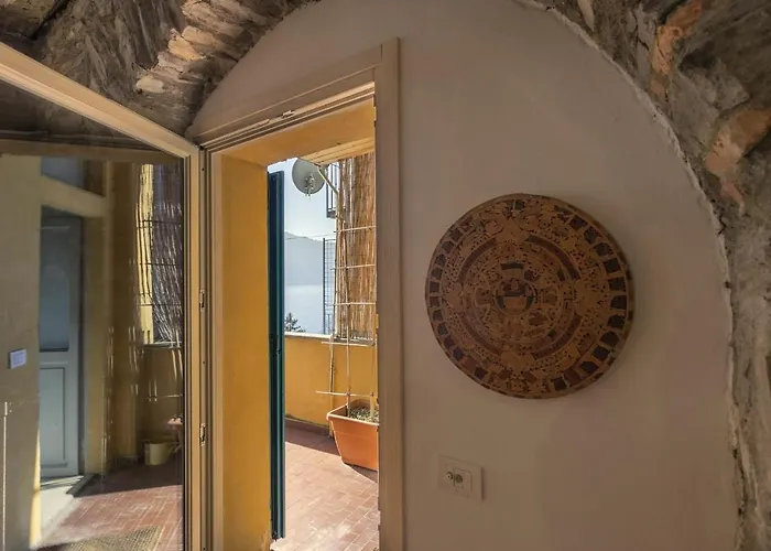 Appartement Ca Sbrisiga In By Halldis Moltrasio