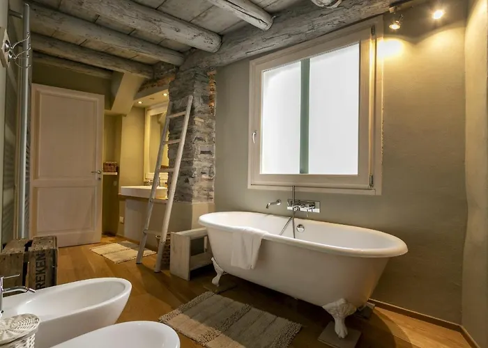 Ca Sbrisiga In By Halldis Moltrasio