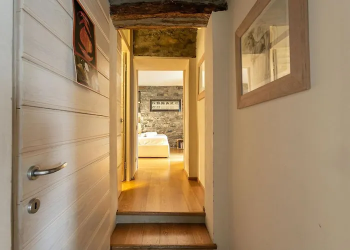 Appartement Ca Sbrisiga In By Halldis Moltrasio